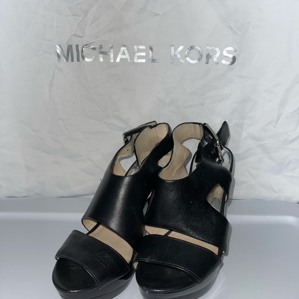 Micheal Kors Heels